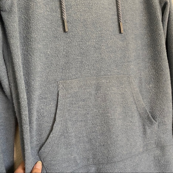 Vici Hoodie - Picture 6 of 7